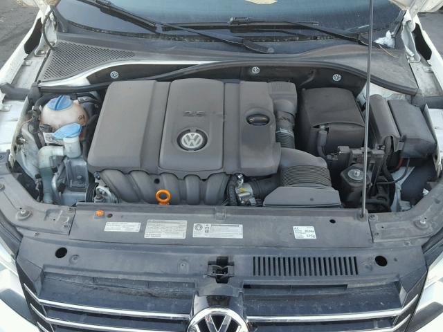 1VWAP7A30CC081793 - 2012 VOLKSWAGEN PASSAT S أبيض صورة 7