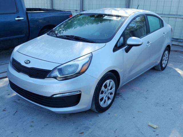 KNADM4A33G6634140 - 2016 KIA RIO LX SILVER photo 2