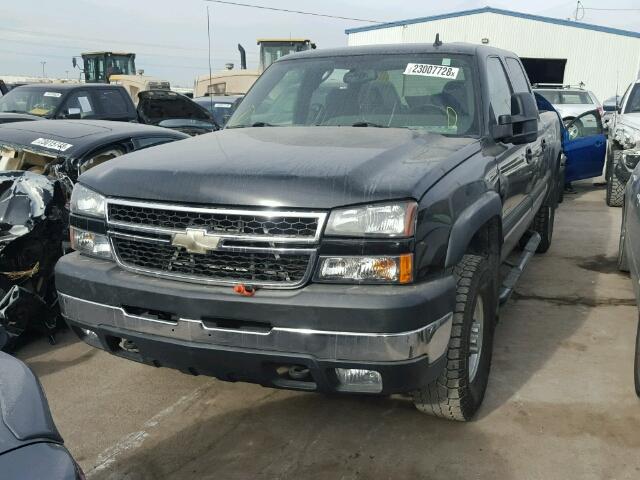 1GCHK23G76F146404 - 2006 CHEVROLET SILVERADO BLACK photo 2