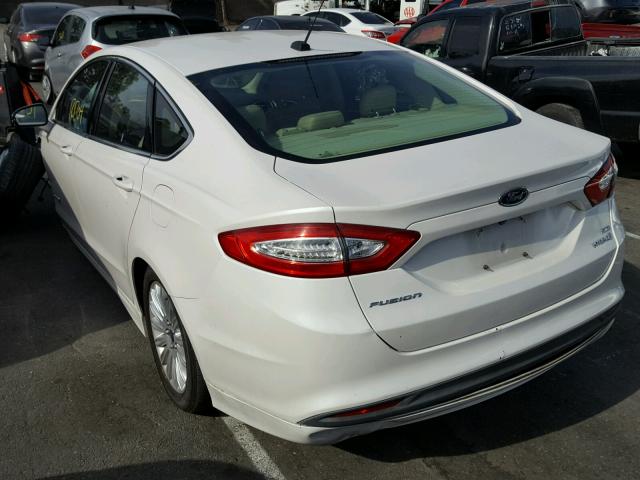 3FA6P0LUXER257068 - 2014 FORD FUSION SE WHITE photo 3