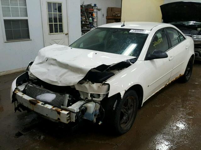 1G2ZG57B584223165 - 2008 PONTIAC G6 BASE WHITE photo 2