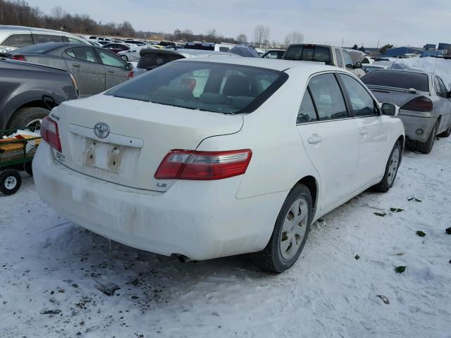 4T4BE46K48R014290 - 2008 TOYOTA CAMRY CE WHITE photo 4