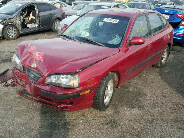 KMHDN56DX5U153135 - 2005 HYUNDAI ELANTRA GL RED photo 2