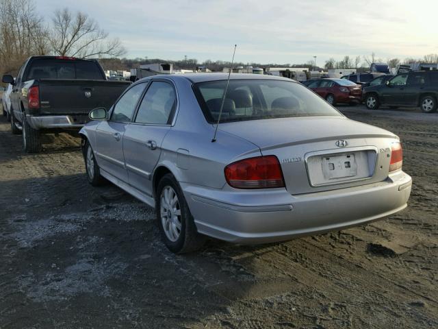 KMHWF35H14A988104 - 2004 HYUNDAI SONATA GLS SILVER photo 3