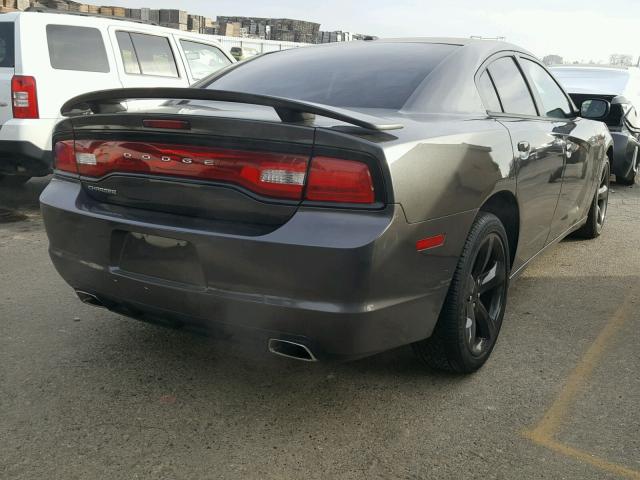 2C3CDXHG4DH619217 - 2013 DODGE CHARGER SX CHARCOAL photo 4