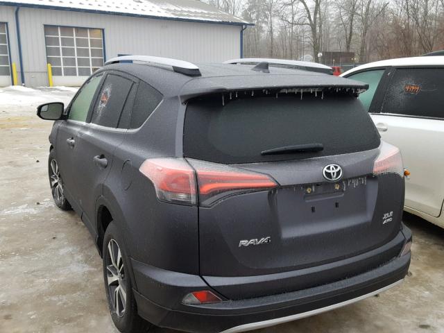 JTMRFREV6GD196625 - 2016 TOYOTA RAV4 XLE GRAY photo 3