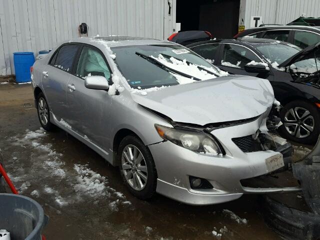 1NXBU4EE9AZ335885 - 2010 TOYOTA COROLLA BA SILVER photo 1