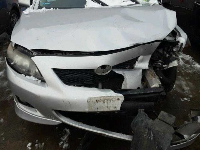 1NXBU4EE9AZ335885 - 2010 TOYOTA COROLLA BA SILVER photo 7