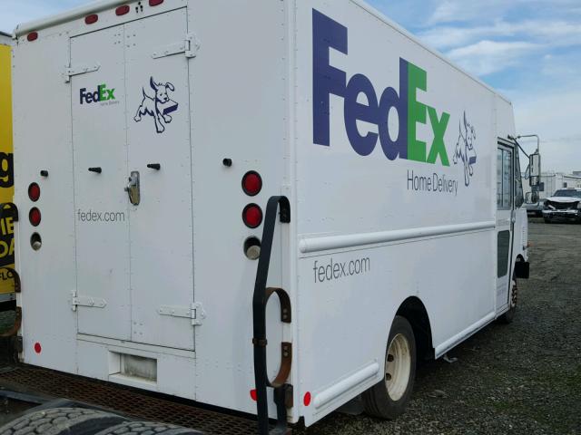 5B4KPD25783427471 - 2008 WORKHORSE CUSTOM CHASSIS COMMERCIAL WHITE photo 4