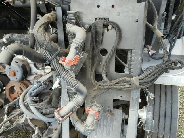 5B4KPD25783427471 - 2008 WORKHORSE CUSTOM CHASSIS COMMERCIAL WHITE photo 9