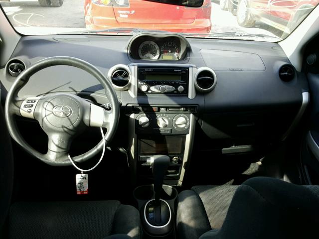 JTKKT624965016947 - 2006 TOYOTA SCION XA SILVER photo 9