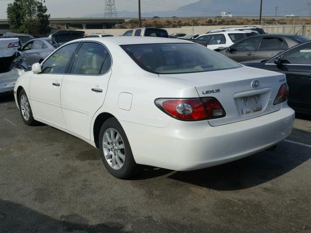 JTHBA30G245012405 - 2004 LEXUS ES 330 WHITE photo 3