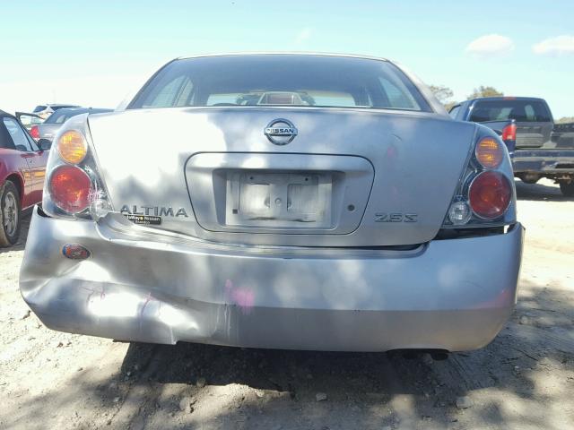 1N4AL11D13C300349 - 2003 NISSAN ALTIMA BAS SILVER photo 9