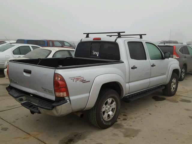 5TEJU62N95Z116602 - 2005 TOYOTA TACOMA DOU SILVER photo 4