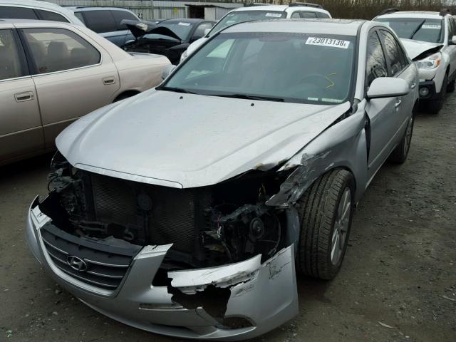 5NPEU46F69H536769 - 2009 HYUNDAI SONATA SE SILVER photo 2