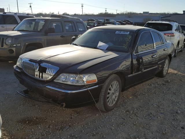 1LNHM83W44Y676590 - 2004 LINCOLN TOWN CAR U BLACK photo 2