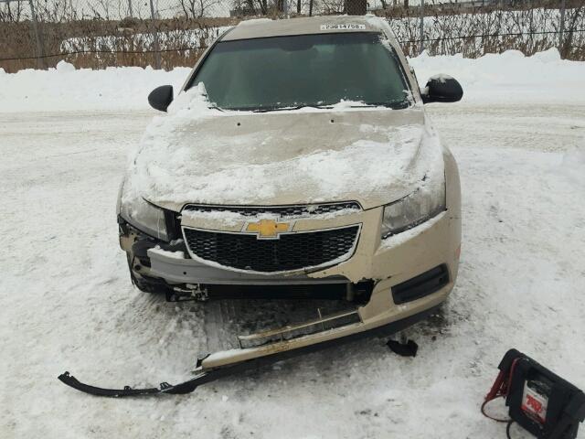 1G1PC5SH7C7156904 - 2012 CHEVROLET CRUZE LS GOLD photo 10