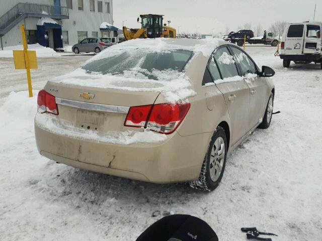 1G1PC5SH7C7156904 - 2012 CHEVROLET CRUZE LS GOLD photo 4