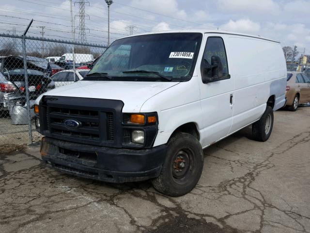 1FTSS3EL8DDA63319 - 2013 FORD ECONOLINE WHITE photo 2