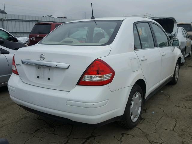 3N1BC11EX9L361044 - 2009 NISSAN VERSA S WHITE photo 4