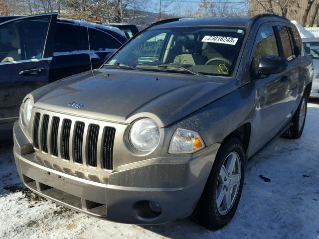 1J8FF47W17D167635 - 2007 JEEP COMPASS GRAY photo 2