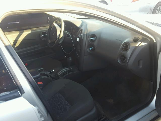 2G2WP522641154082 - 2004 PONTIAC GRAND PRIX SILVER photo 5