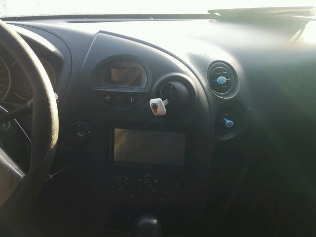 2G2WP522641154082 - 2004 PONTIAC GRAND PRIX SILVER photo 9