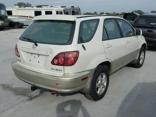 JT6HF10U0X0070271 - 1999 LEXUS RX 300 WHITE photo 4