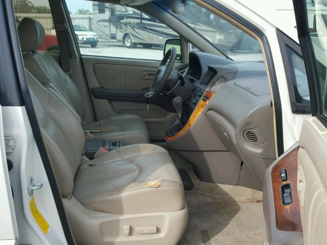 JT6HF10U0X0070271 - 1999 LEXUS RX 300 WHITE photo 5