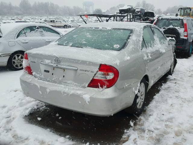 4T1BE30K82U609843 - 2002 TOYOTA CAMRY LE SILVER photo 4