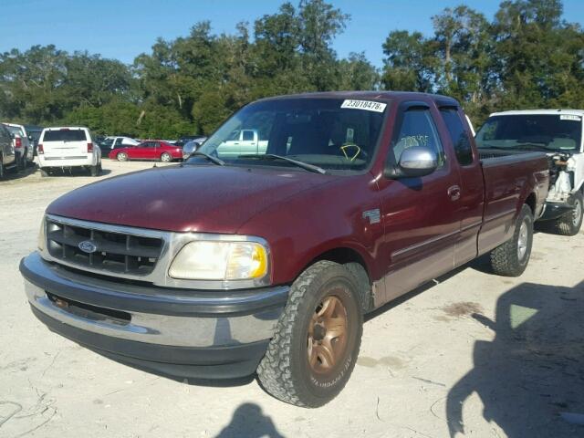 1FTZX1765WNB89517 - 1998 FORD F150 RED photo 2