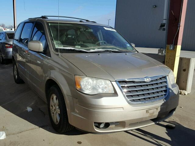 2A8HR54149R537037 - 2009 CHRYSLER TOWN & COU GOLD photo 1