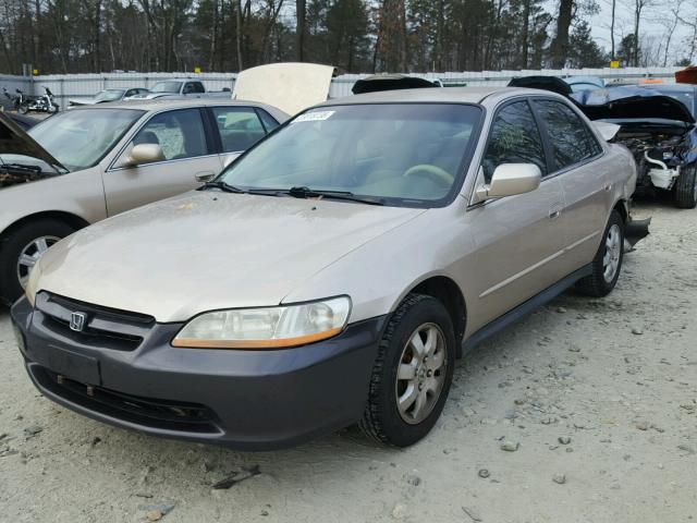 1HGCG655X2A022408 - 2002 HONDA ACCORD LX BROWN photo 2