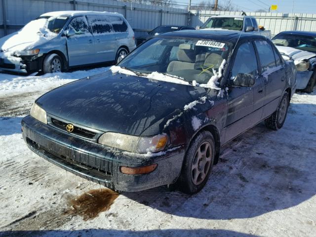 1NXBB02E9VZ580386 - 1997 TOYOTA COROLLA DX GREEN photo 2