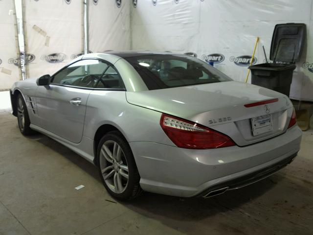 WDDJK7DA3DF006586 - 2013 MERCEDES-BENZ SL 550 SILVER photo 3