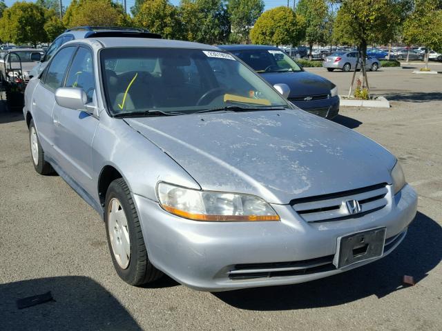 1HGCG16491A017434 - 2001 HONDA ACCORD LX SILVER photo 1