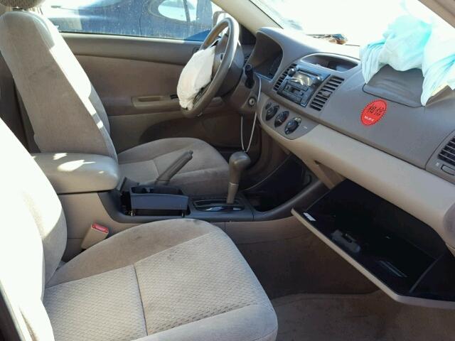 4T1BF32K13U057050 - 2003 TOYOTA CAMRY LE RED photo 5