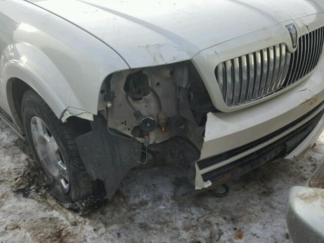 5LMFU27506LJ27729 - 2006 LINCOLN NAVIGATOR WHITE photo 9