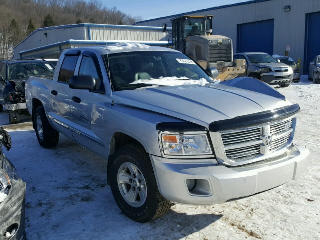 1D7HW58N38S602878 - 2008 DODGE DAKOTA QUA SILVER photo 1