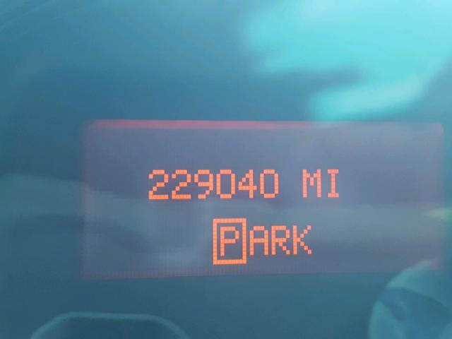 2G2WP522451167401 - 2005 PONTIAC GRAND PRIX GRAY photo 8