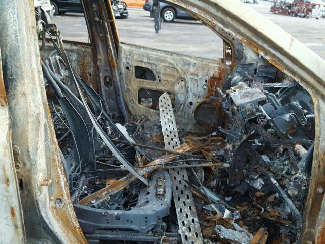 5TDKZRFH4HS517245 - 2017 TOYOTA HIGHLANDER BURN photo 5