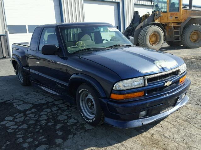 1GCCS19W318211247 - 2001 CHEVROLET S TRUCK S1 BLUE photo 1