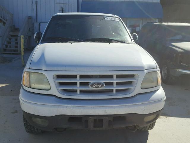 2FTRF08252CA13107 - 2002 FORD F150 WHITE photo 9