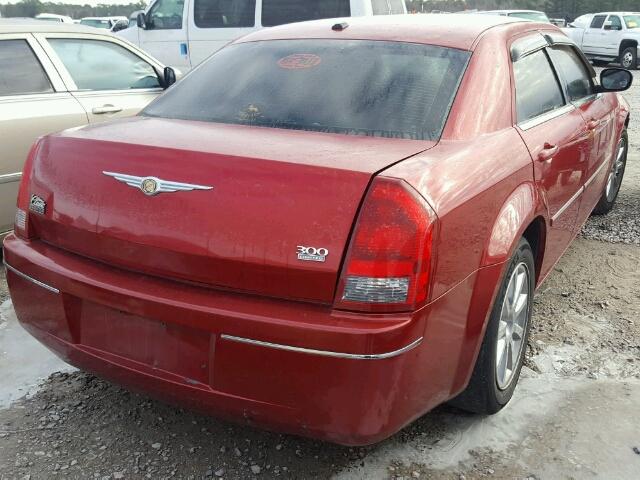 2C3KA53G47H895756 - 2007 CHRYSLER 300 TOURIN RED photo 4