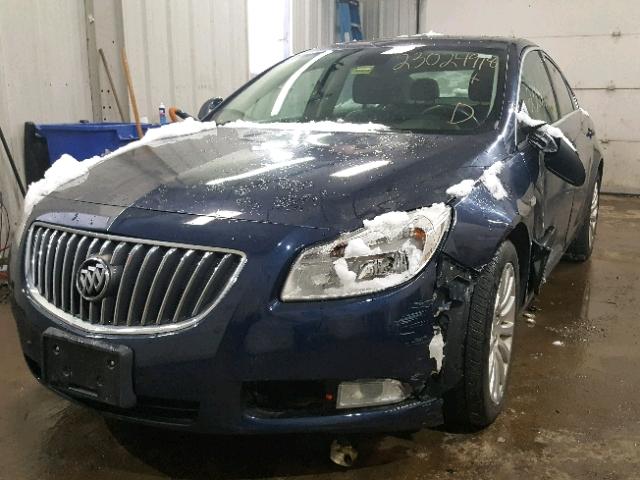 W04GS5EC1B1091439 - 2011 BUICK REGAL CXL BLUE photo 2