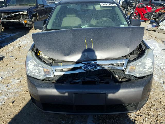 1FAHP35N59W147242 - 2009 FORD FOCUS SE SILVER photo 7