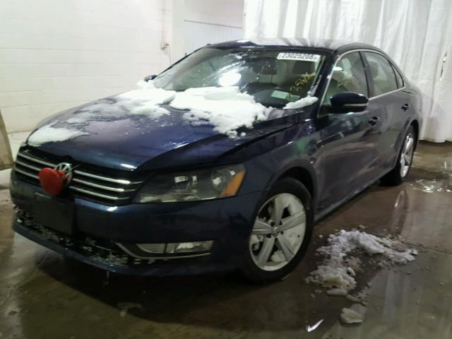 1VWAT7A38FC108254 - 2015 VOLKSWAGEN PASSAT S ლურჯი ფოტო 2