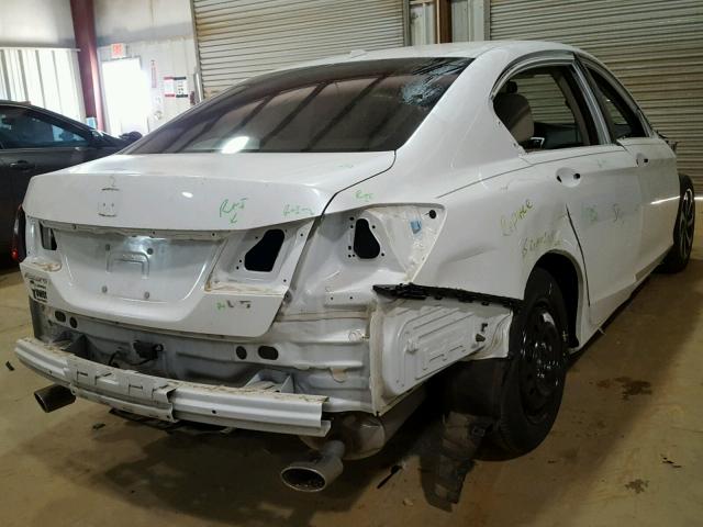 1HGCR3F85HA020091 - 2017 HONDA ACCORD EXL WHITE photo 4