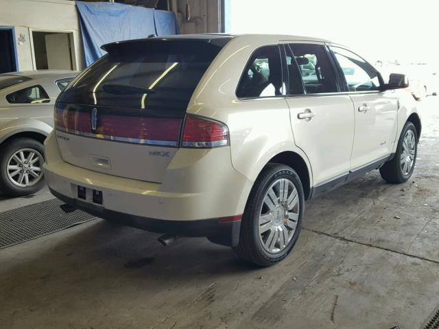 2LMDU68C58BJ12326 - 2008 LINCOLN MKX WHITE photo 4