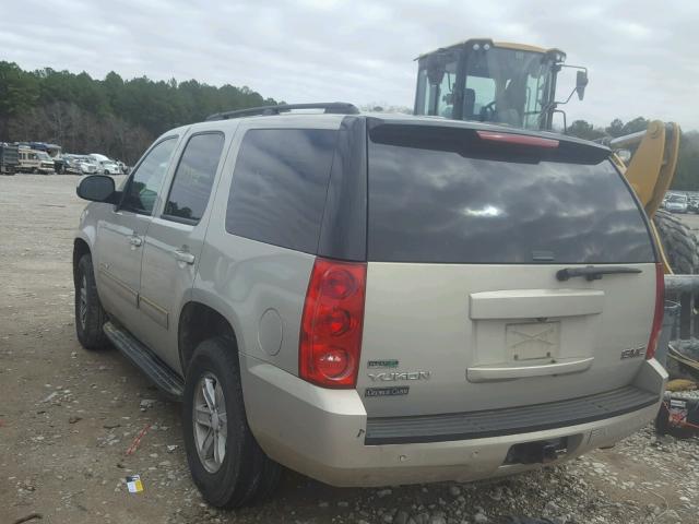 1GKS1AE04BR124439 - 2011 GMC YUKON SLE TAN photo 3